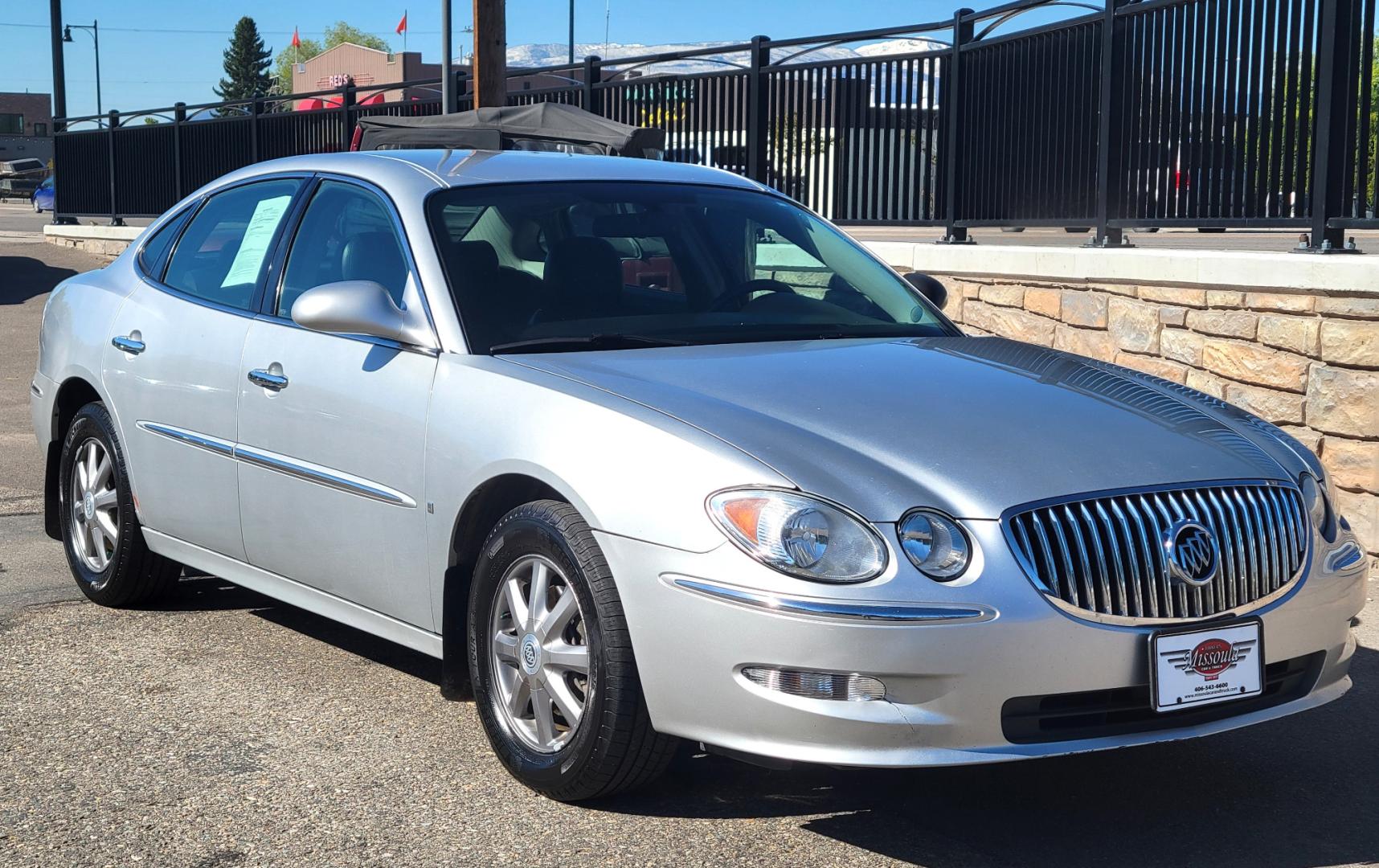 2009 Silver /Black Buick LaCrosse (2G4WD582091) with an 3.8L V6 engine, 5 Speed Automatic transmission, located at 450 N Russell, Missoula, MT, 59801, (406) 543-6600, 46.874496, -114.017433 - Photo#7